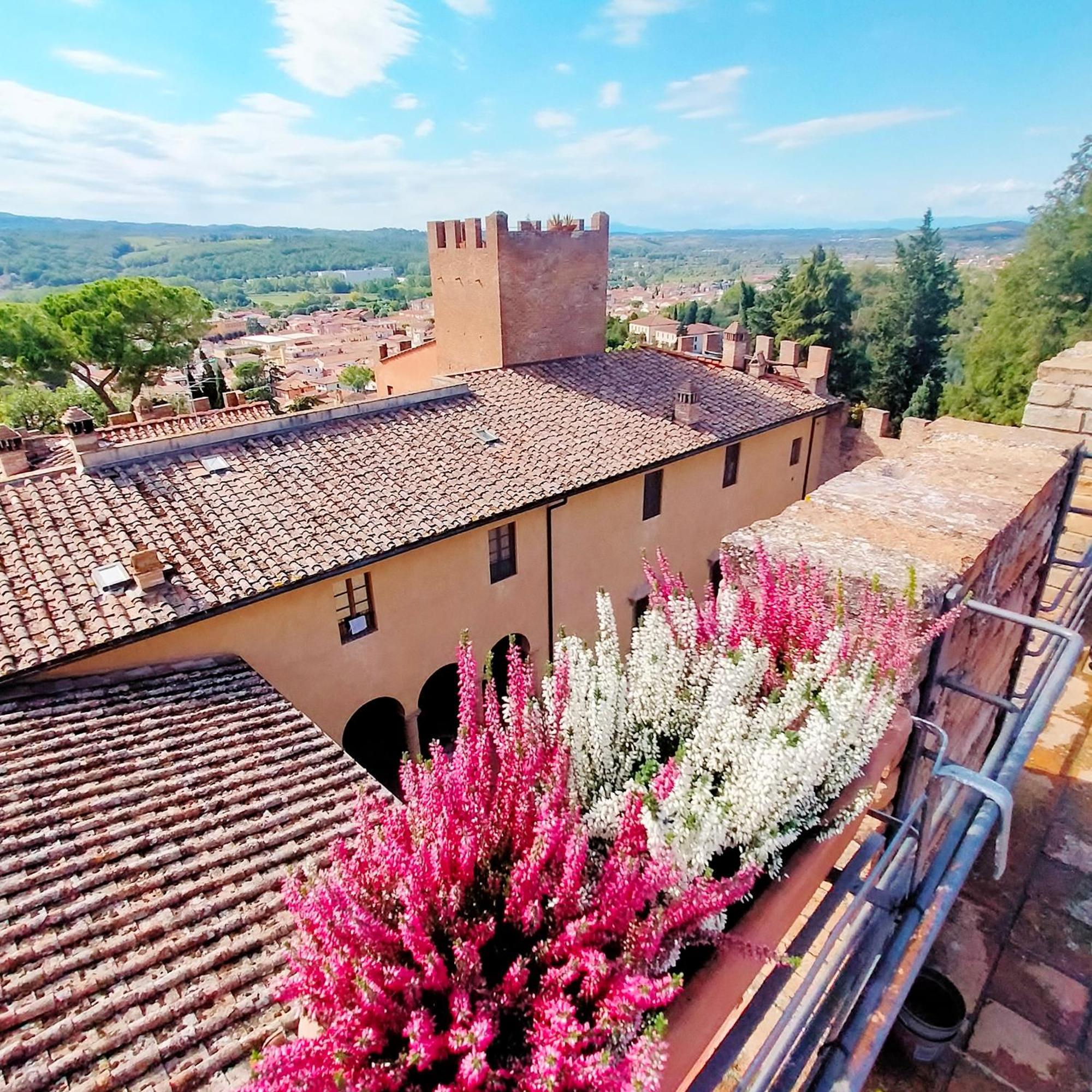 Apartamento Casa Vacanze "La Torre" Certaldo Exterior foto