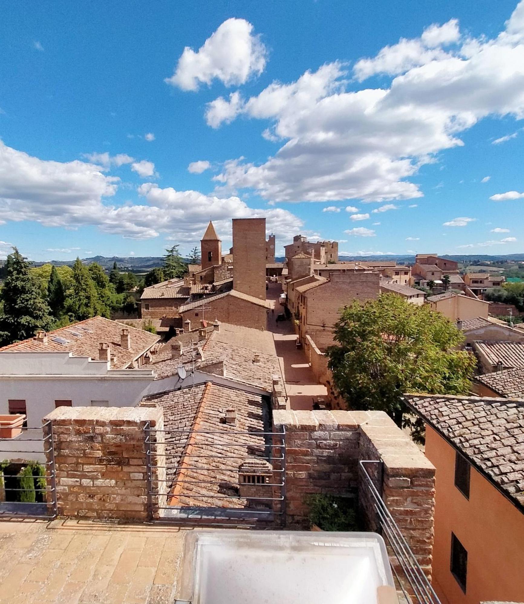 Apartamento Casa Vacanze "La Torre" Certaldo Exterior foto